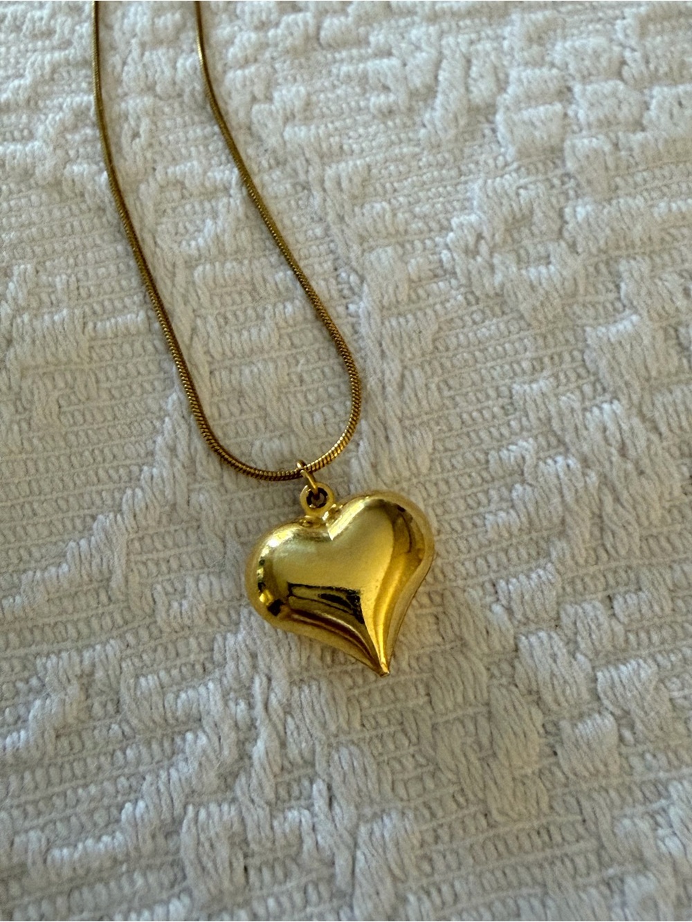 HenriGirl Gold Heart Pendant Snake Chain Necklace Adjustable